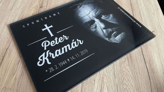 Placa sepulcral de vidrio