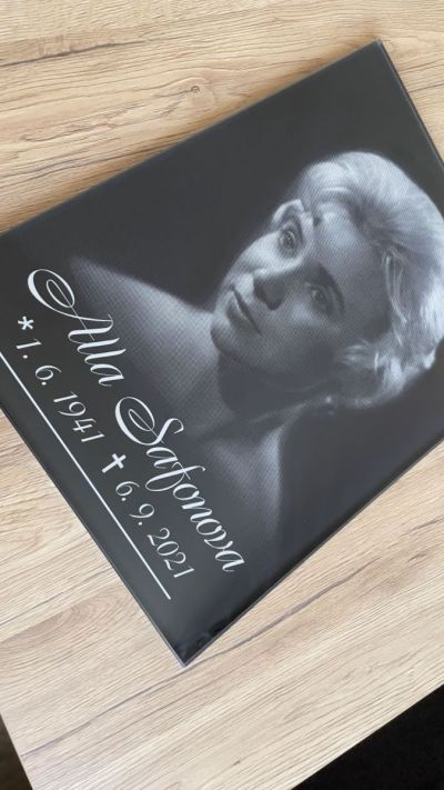 Placa de vidrio para tumba o columbario